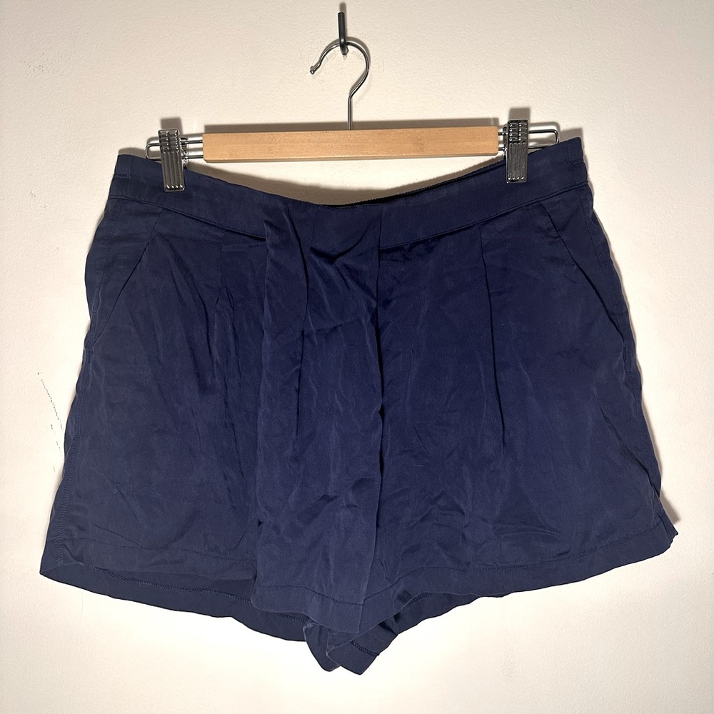 Lululemon &Go Keepsake Short- Hero Blue- Size 10